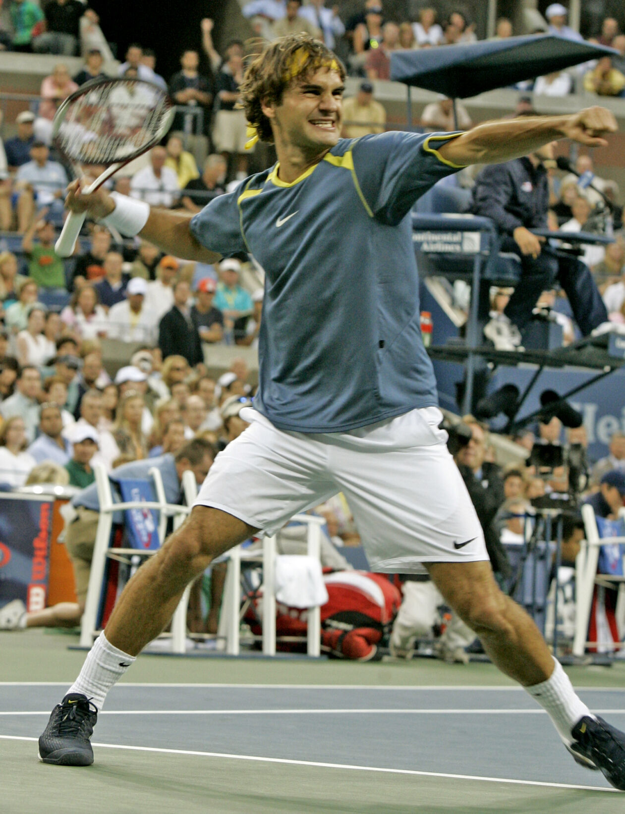 2005: Roger Federer beats Andre Agassi for US Open title
